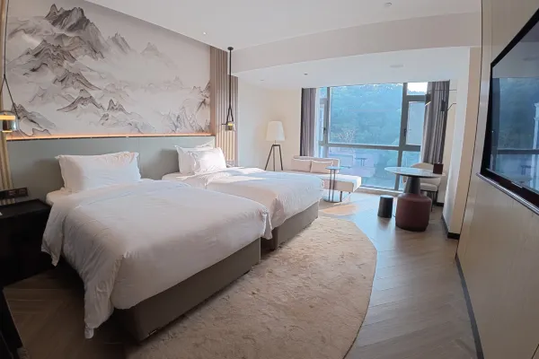 https://imgb.yeyotravel.com/pro/3fa0645cd7884af99479ee9635d80f82.png